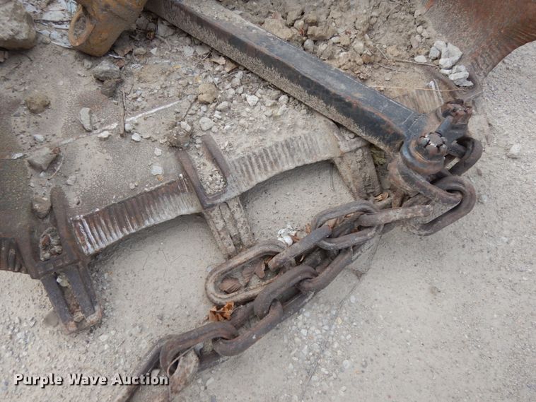 image for item GQ9833 Hendrix drag line bucket