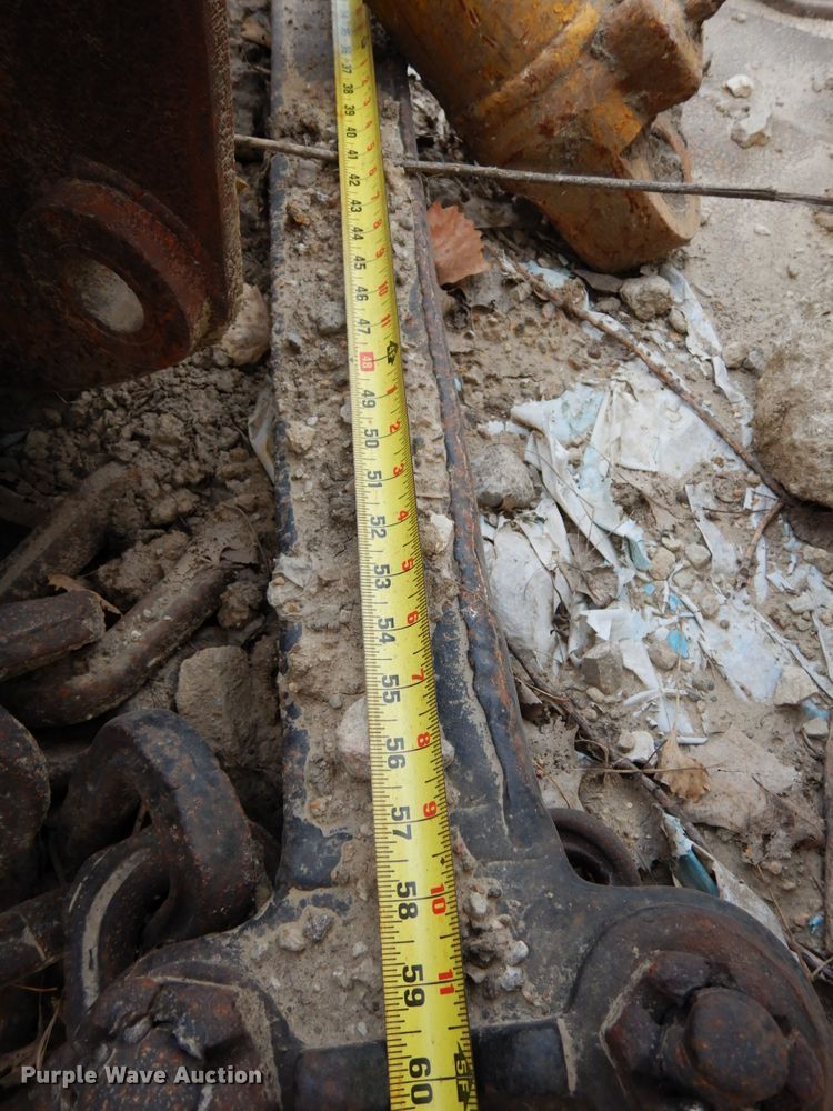 image for item GQ9833 Hendrix drag line bucket