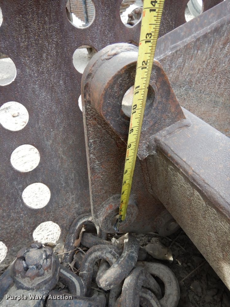 image for item GQ9833 Hendrix drag line bucket