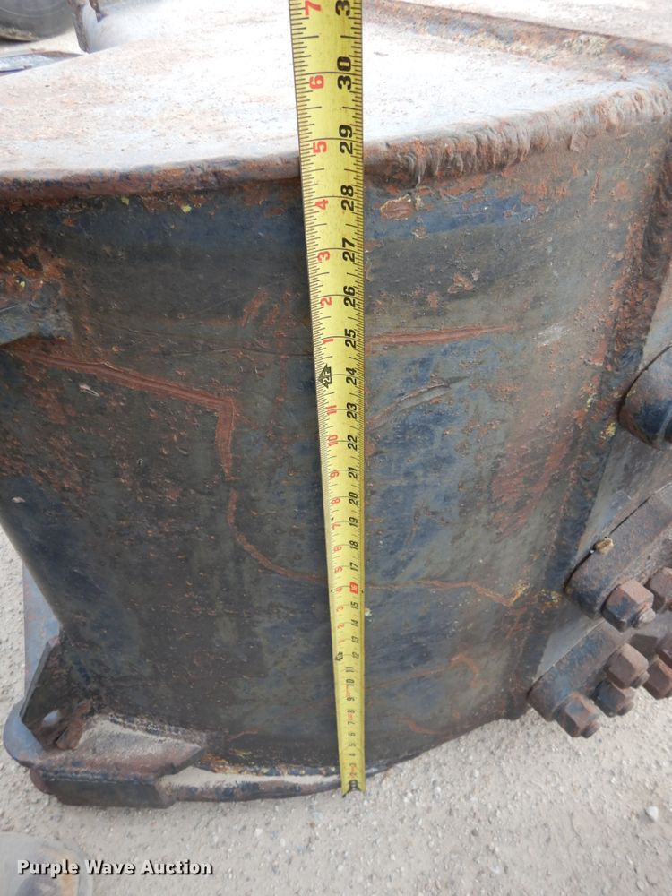 image for item GQ9835 Johnson 335-58 clamshell bucket