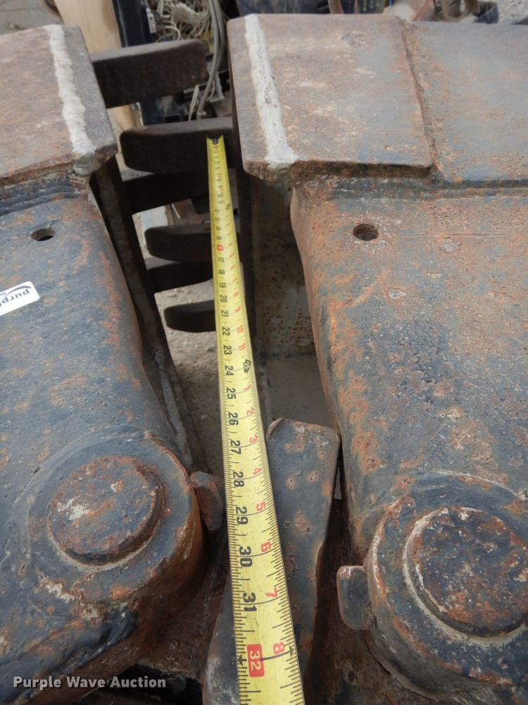 image for item GQ9835 Johnson 335-58 clamshell bucket