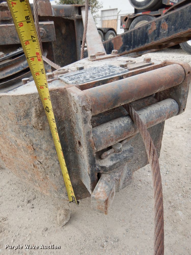 image for item GQ9835 Johnson 335-58 clamshell bucket