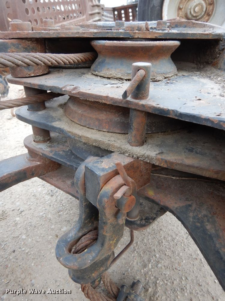 image for item GQ9835 Johnson 335-58 clamshell bucket