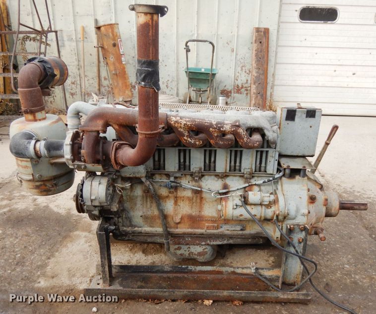 image for item GQ9836 Deutz six cylinder diesel engine