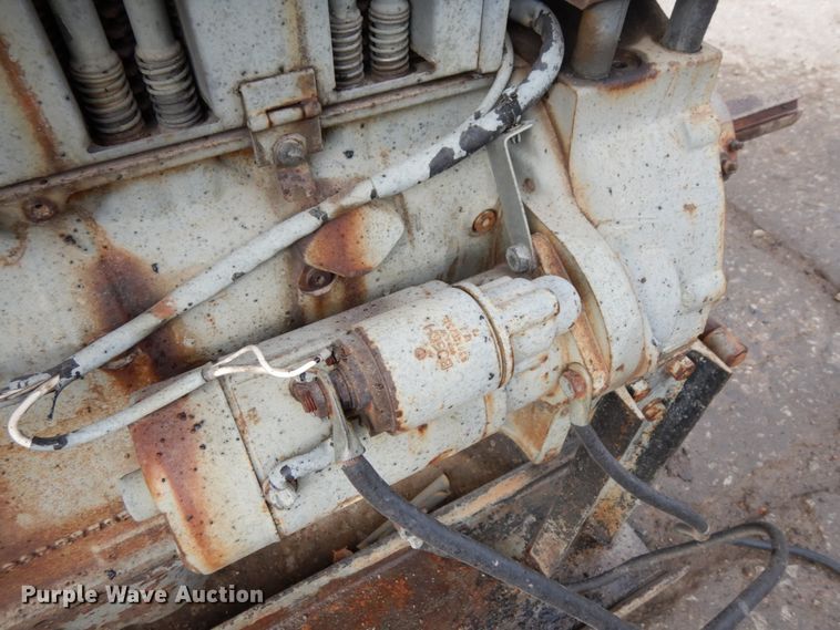 image for item GQ9836 Deutz six cylinder diesel engine