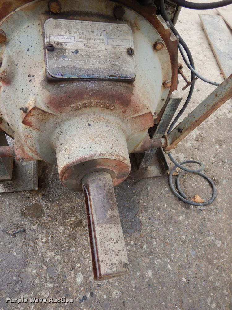 image for item GQ9836 Deutz six cylinder diesel engine