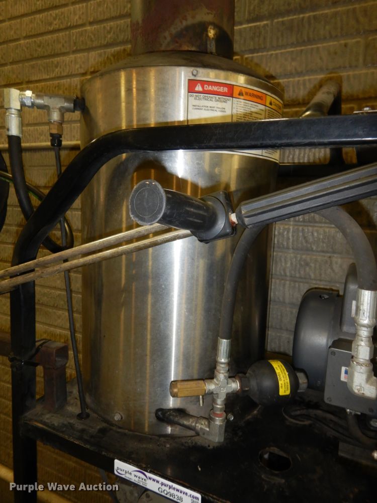 image for item GQ9838 2012 CarQuest ALK4030E pressure washer