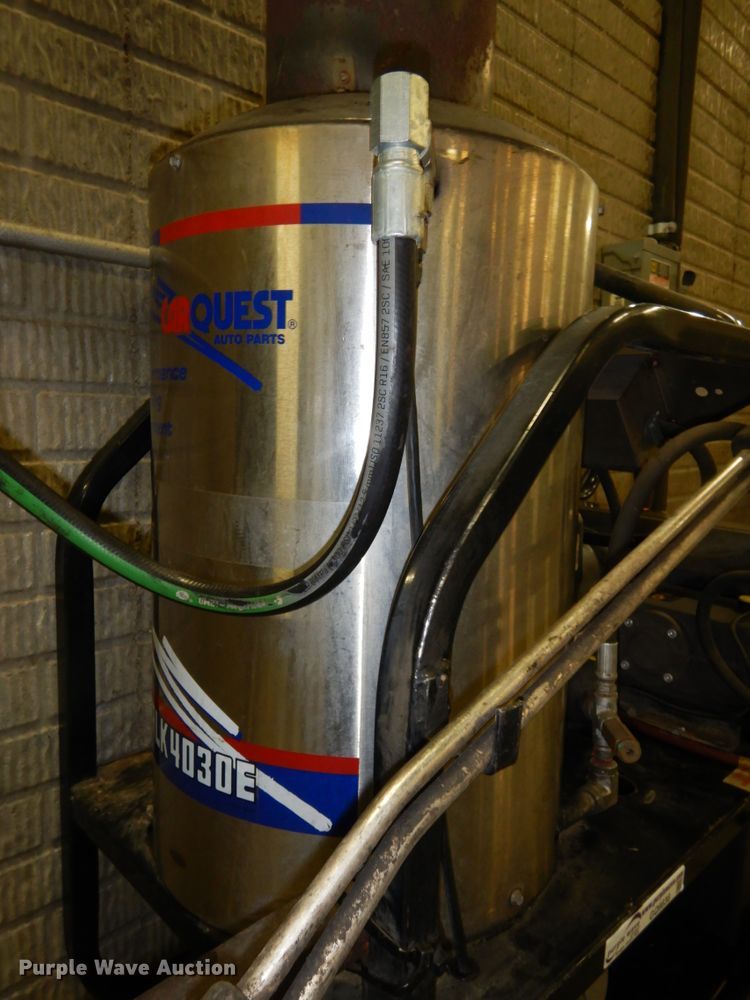 image for item GQ9838 2012 CarQuest ALK4030E pressure washer