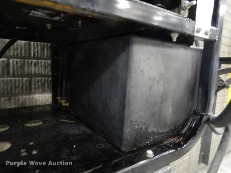 image for item GQ9838 2012 CarQuest ALK4030E pressure washer