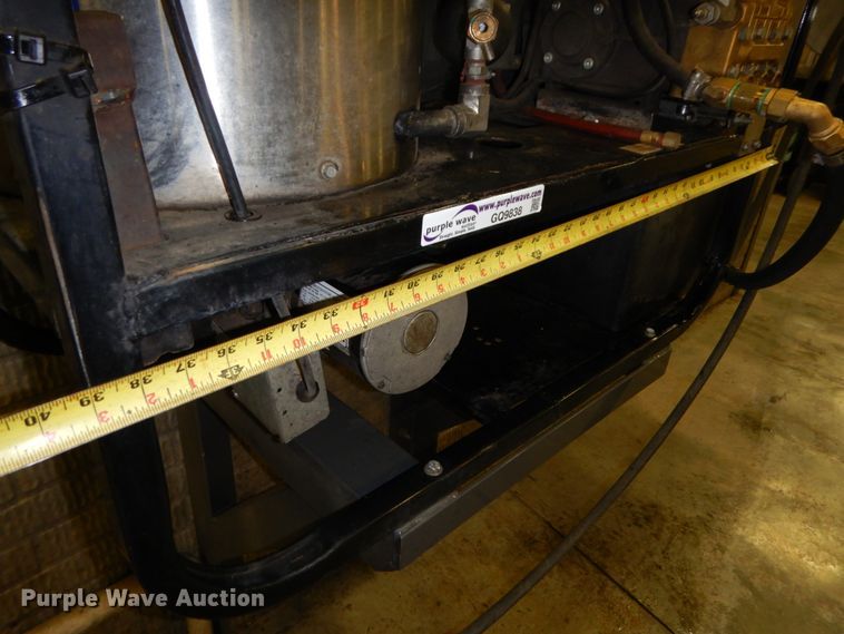 image for item GQ9838 2012 CarQuest ALK4030E pressure washer