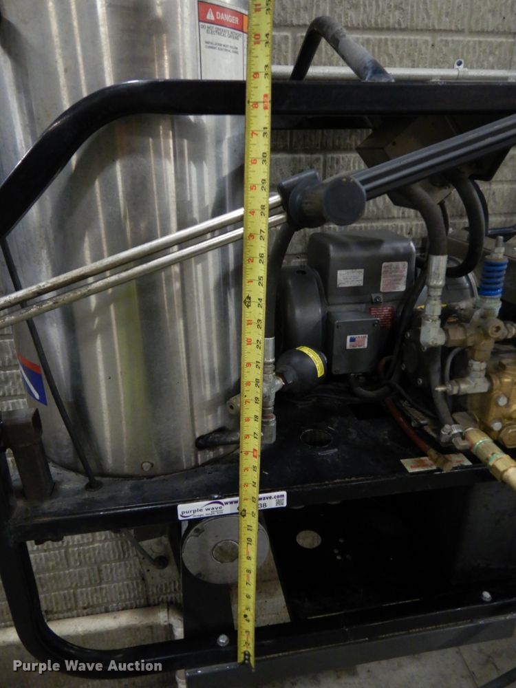 image for item GQ9838 2012 CarQuest ALK4030E pressure washer