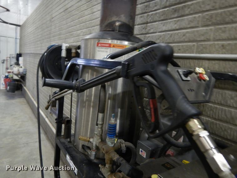 image for item GQ9838 2012 CarQuest ALK4030E pressure washer