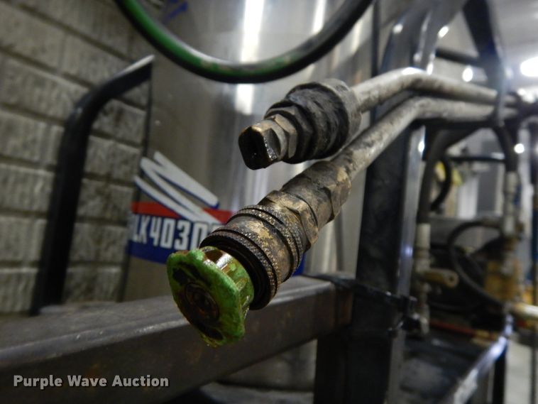 image for item GQ9838 2012 CarQuest ALK4030E pressure washer