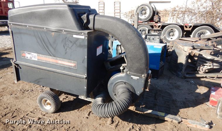 image for item GQ9858 Lawn equipment