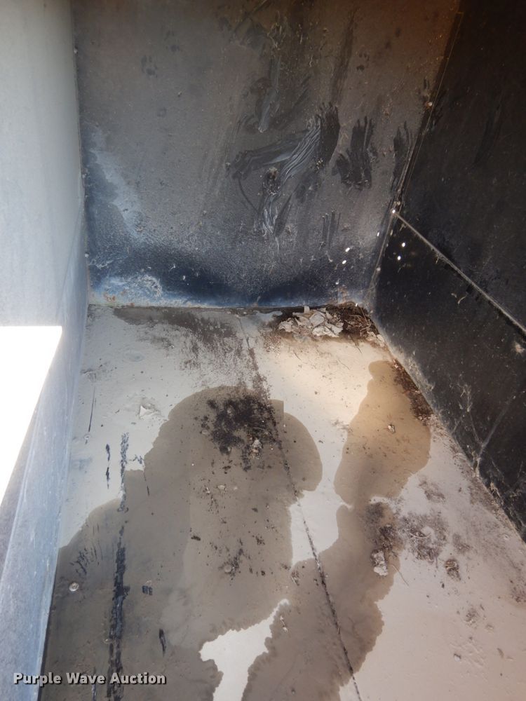 image for item GQ9858 Lawn equipment