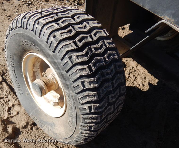 image for item GQ9858 Lawn equipment