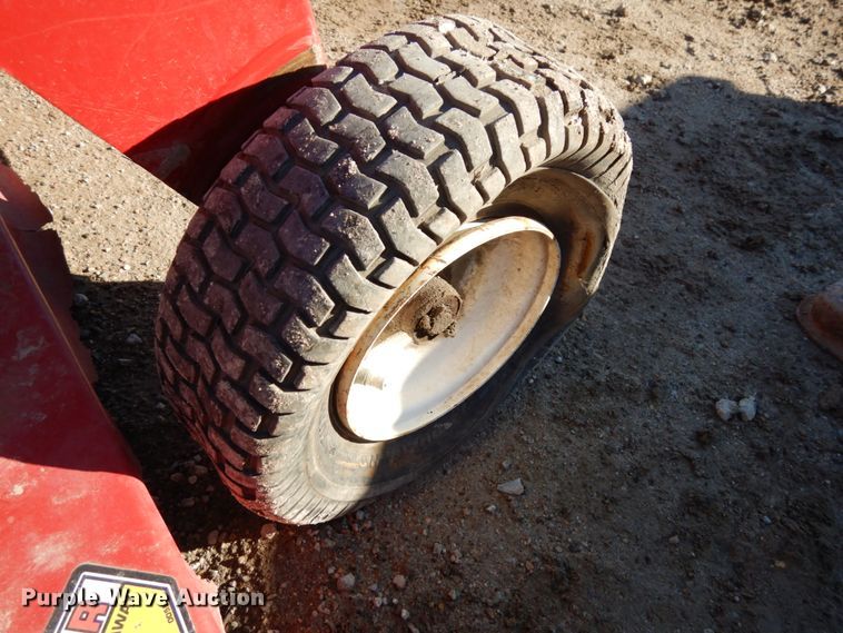 image for item GQ9858 Lawn equipment