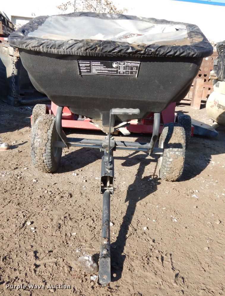 image for item GQ9858 Lawn equipment