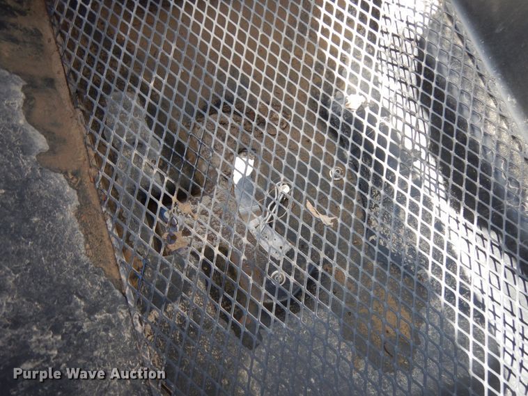 image for item GQ9858 Lawn equipment