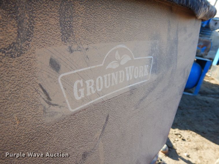 image for item GQ9858 Lawn equipment