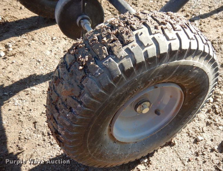 image for item GQ9858 Lawn equipment