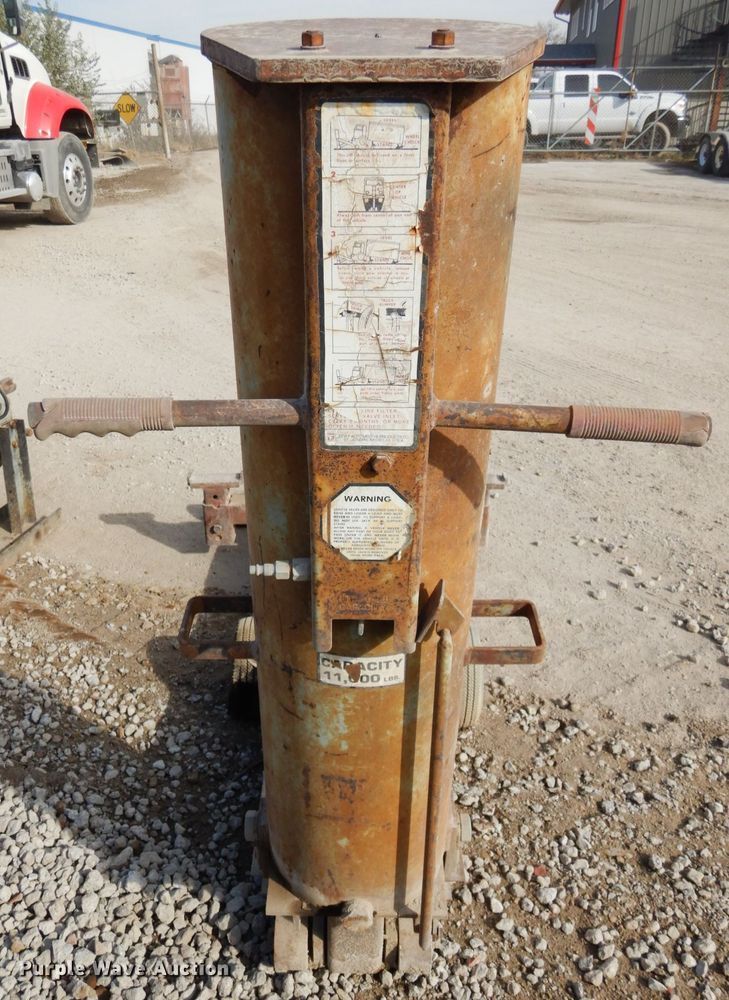 image for item GQ9860 Gray TSJ55 pneumatic jack