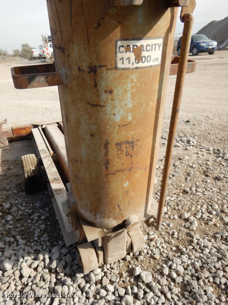 image for item GQ9860 Gray TSJ55 pneumatic jack