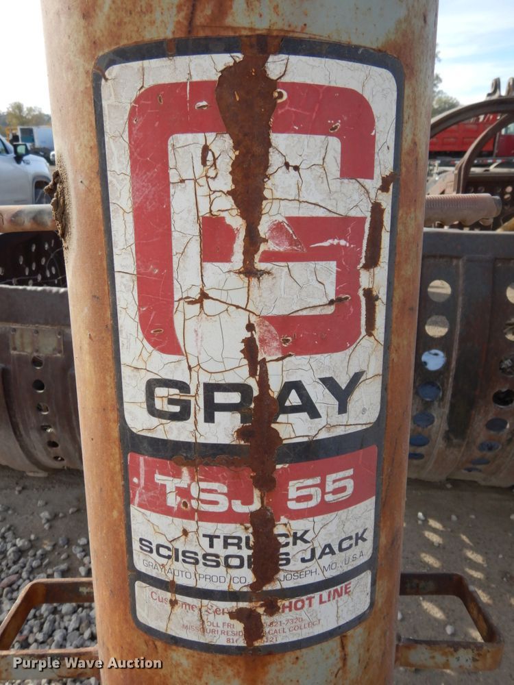 image for item GQ9860 Gray TSJ55 pneumatic jack