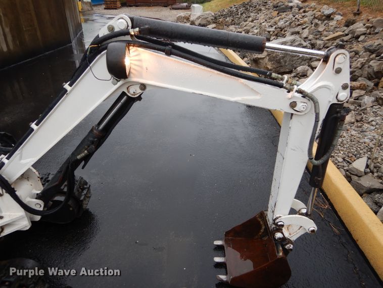 image for item GR9965 2003 Bobcat 316  mini excavator