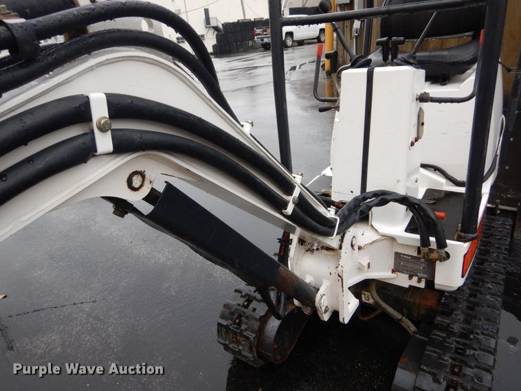 image for item GR9965 2003 Bobcat 316  mini excavator