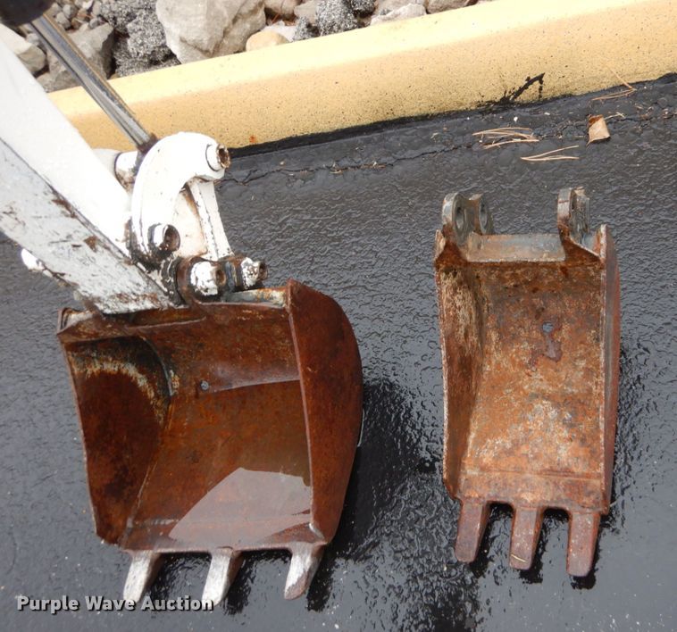 image for item GR9965 2003 Bobcat 316  mini excavator