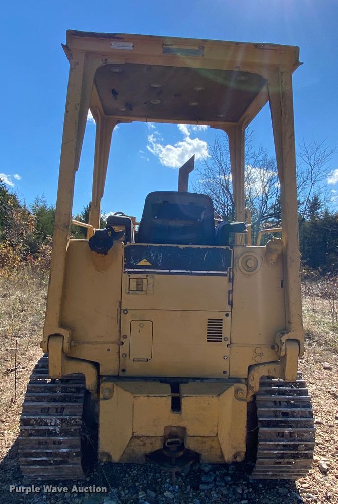 image for item HA9662 1995 Caterpillar 933  track loader