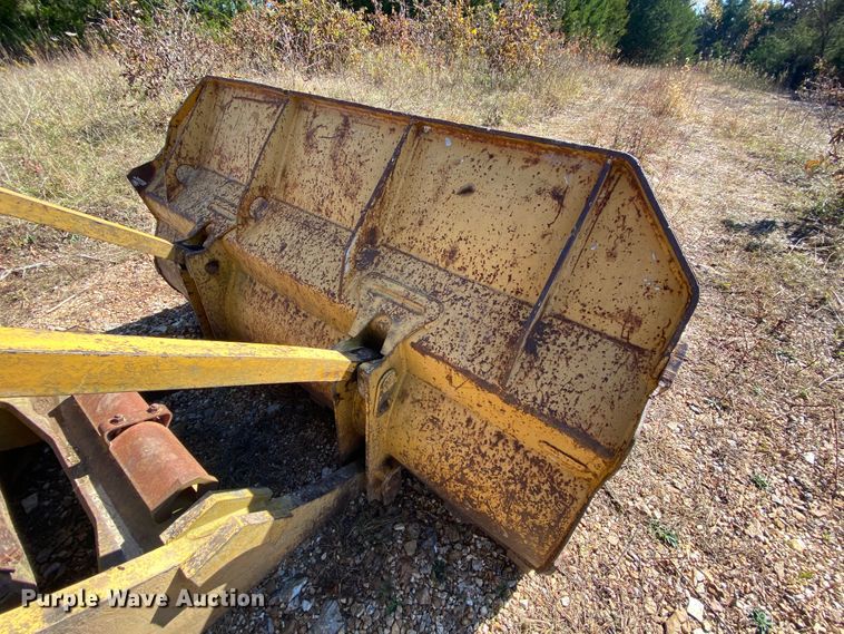 image for item HA9662 1995 Caterpillar 933  track loader