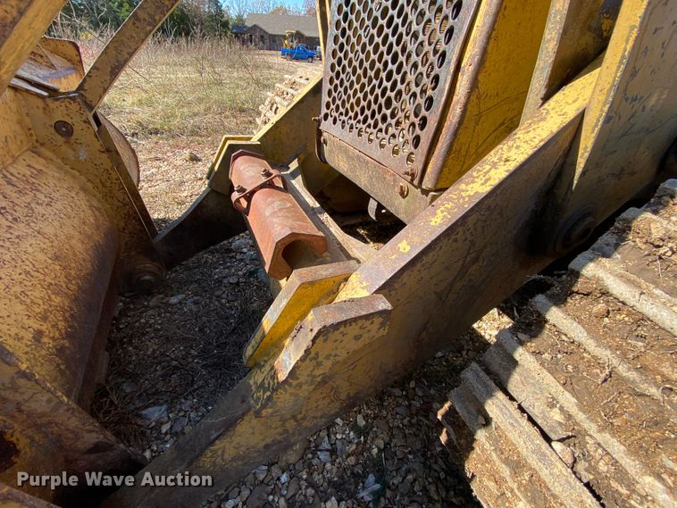 image for item HA9662 1995 Caterpillar 933  track loader