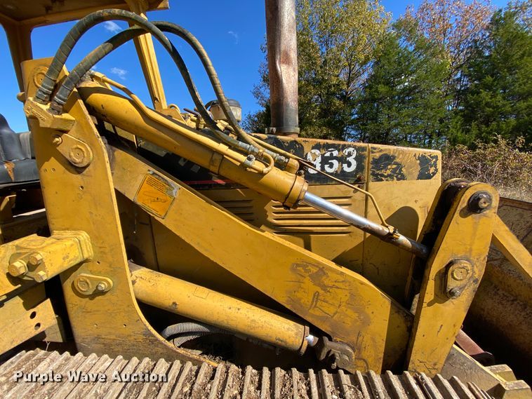 image for item HA9662 1995 Caterpillar 933  track loader