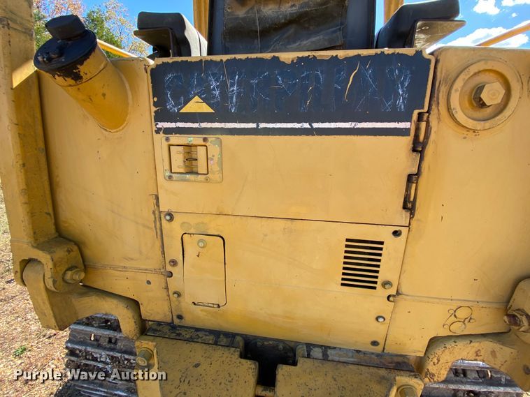 image for item HA9662 1995 Caterpillar 933  track loader