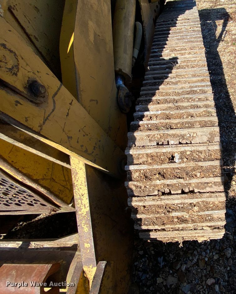 image for item HA9662 1995 Caterpillar 933  track loader