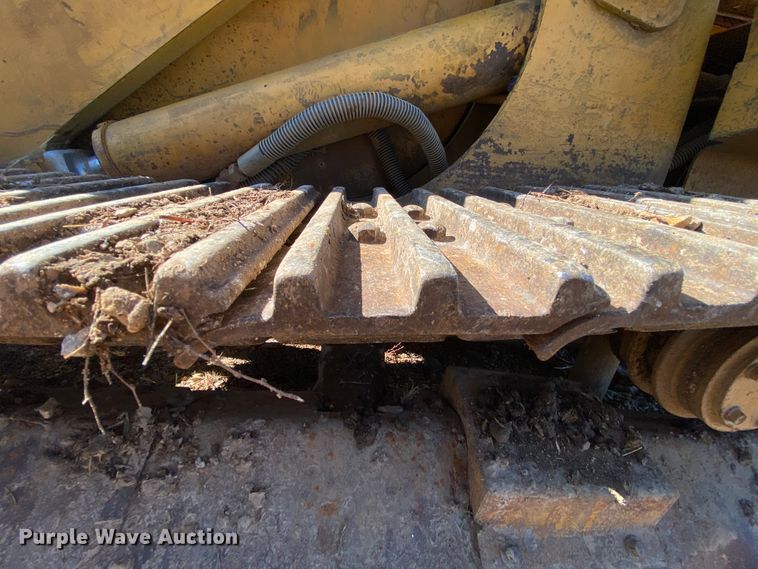 image for item HA9662 1995 Caterpillar 933  track loader