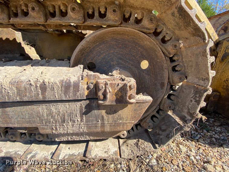 image for item HA9662 1995 Caterpillar 933  track loader