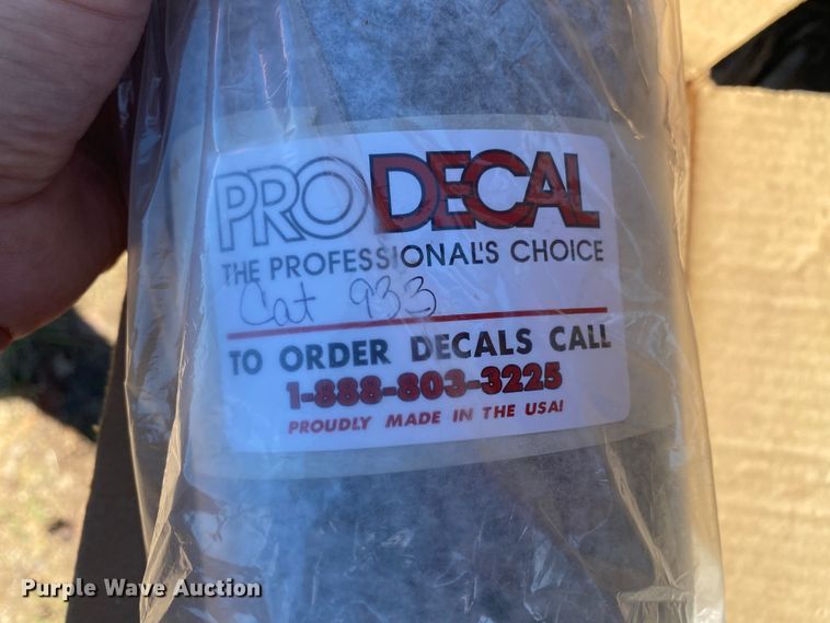 image for item HA9662 1995 Caterpillar 933  track loader