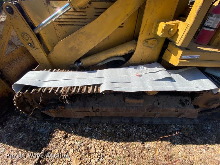 image for item HA9662 1995 Caterpillar 933  track loader