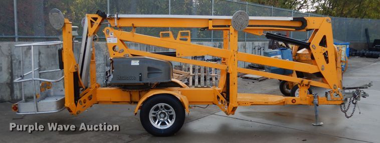 image for item HA9853 2014 Haulotte 4527A  boom lift