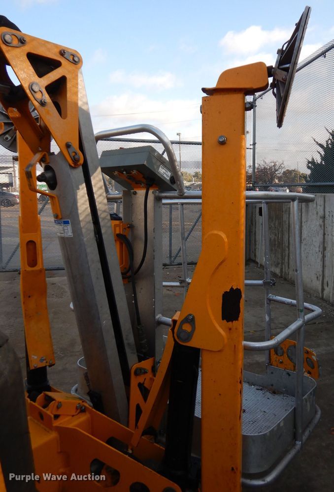 image for item HA9853 2014 Haulotte 4527A  boom lift