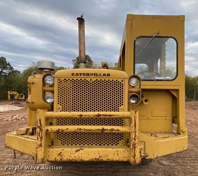 image for item HE9885 1968 Caterpillar J621  elevating scraper
