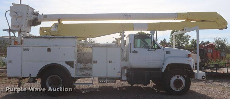 image for item HJ9307 2000 Chevrolet C8500  bucket truck
