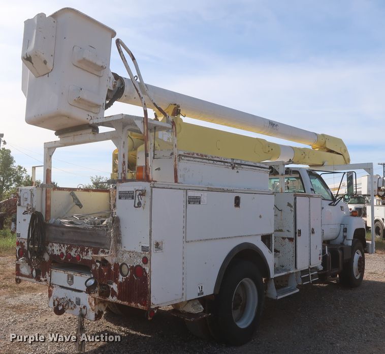 image for item HJ9307 2000 Chevrolet C8500  bucket truck