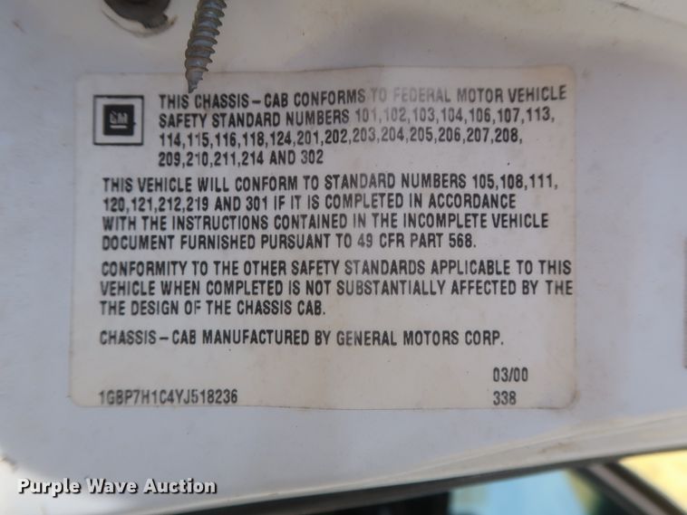 image for item HJ9307 2000 Chevrolet C8500  bucket truck