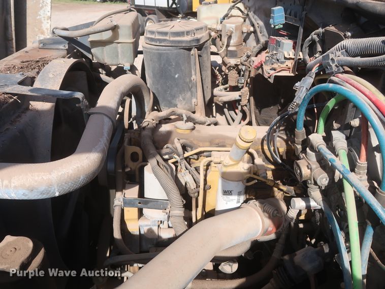 image for item HJ9308 1998 Chevrolet C7500  digger derrick truck