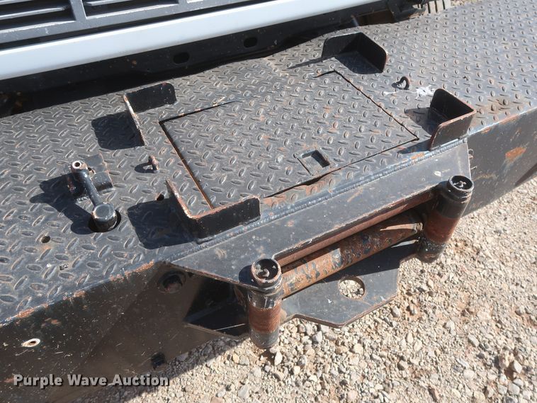 image for item HJ9308 1998 Chevrolet C7500  digger derrick truck