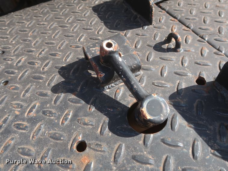 image for item HJ9308 1998 Chevrolet C7500  digger derrick truck